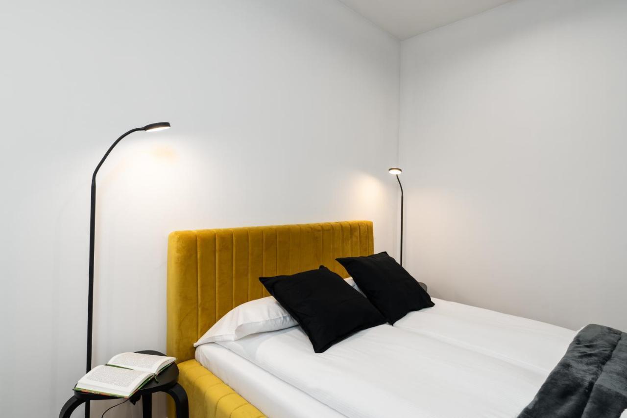 Loft Style Apartment Opienskiego Close To The Zurawiniec Nature Reserve By Noclegi Renters Poznań Extérieur photo