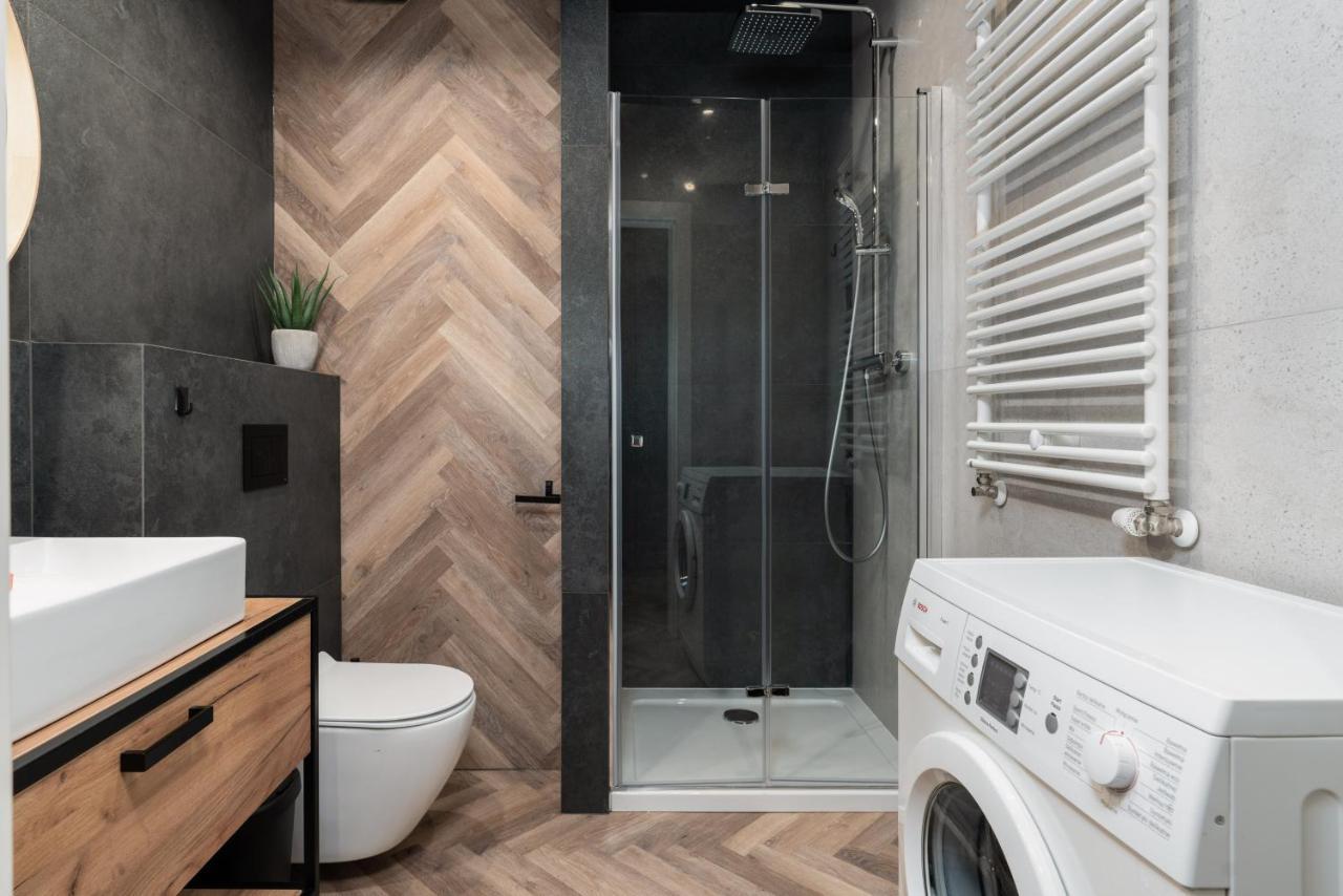 Loft Style Apartment Opienskiego Close To The Zurawiniec Nature Reserve By Noclegi Renters Poznań Extérieur photo