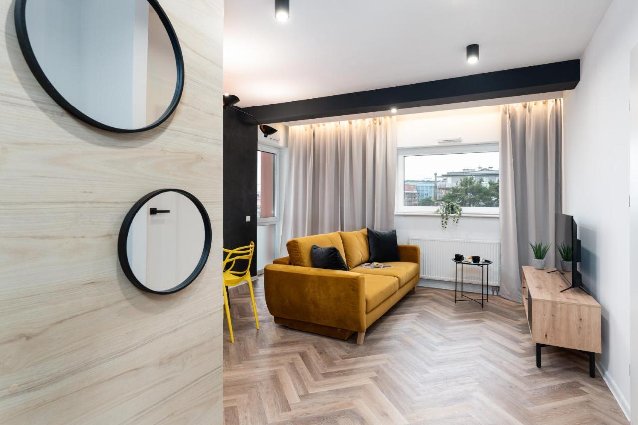 Loft Style Apartment Opienskiego Close To The Zurawiniec Nature Reserve By Noclegi Renters Poznań Extérieur photo