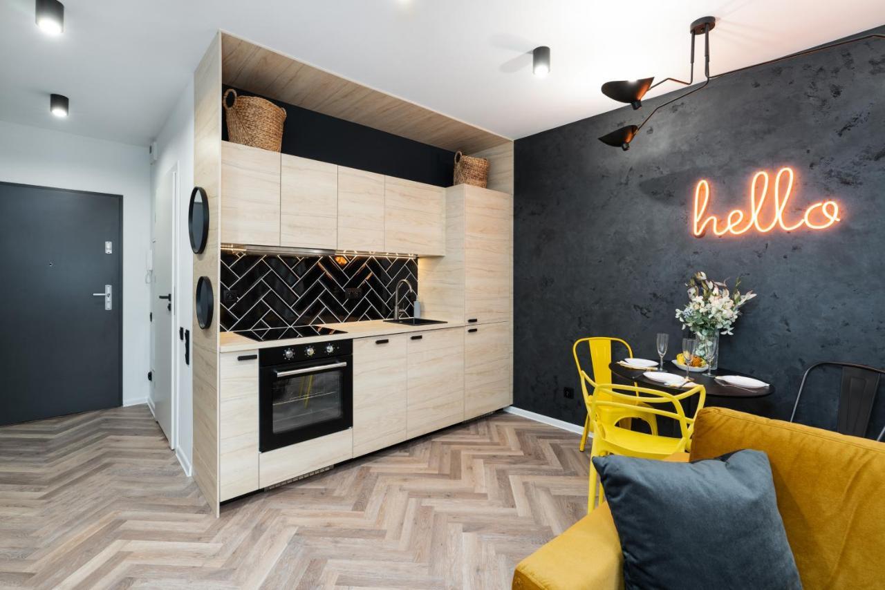 Loft Style Apartment Opienskiego Close To The Zurawiniec Nature Reserve By Noclegi Renters Poznań Extérieur photo